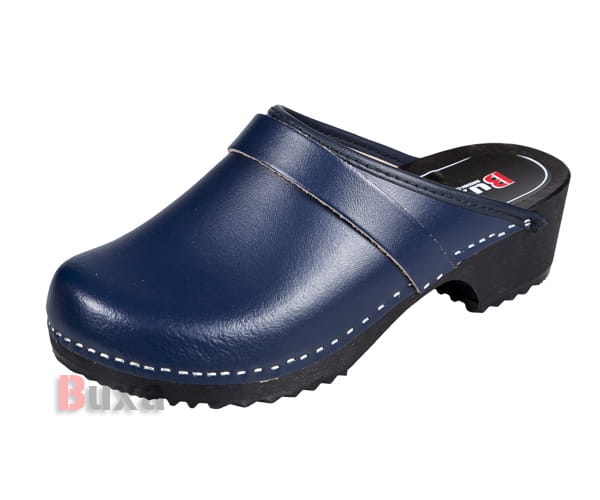 716ef3f8eda1c9597fcae2a649673615.jpg Švédské dřeváky F1 Tmavě modré s černou podrážkou - Obrázek 1