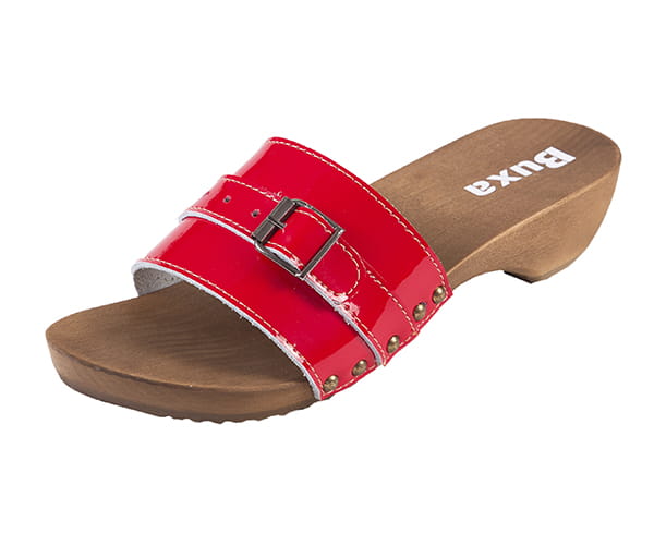 cdb0f9307431c6e19082b727334b427f.jpg Zdravotní pantofle TE15 Červené lakované - Obrázek 1